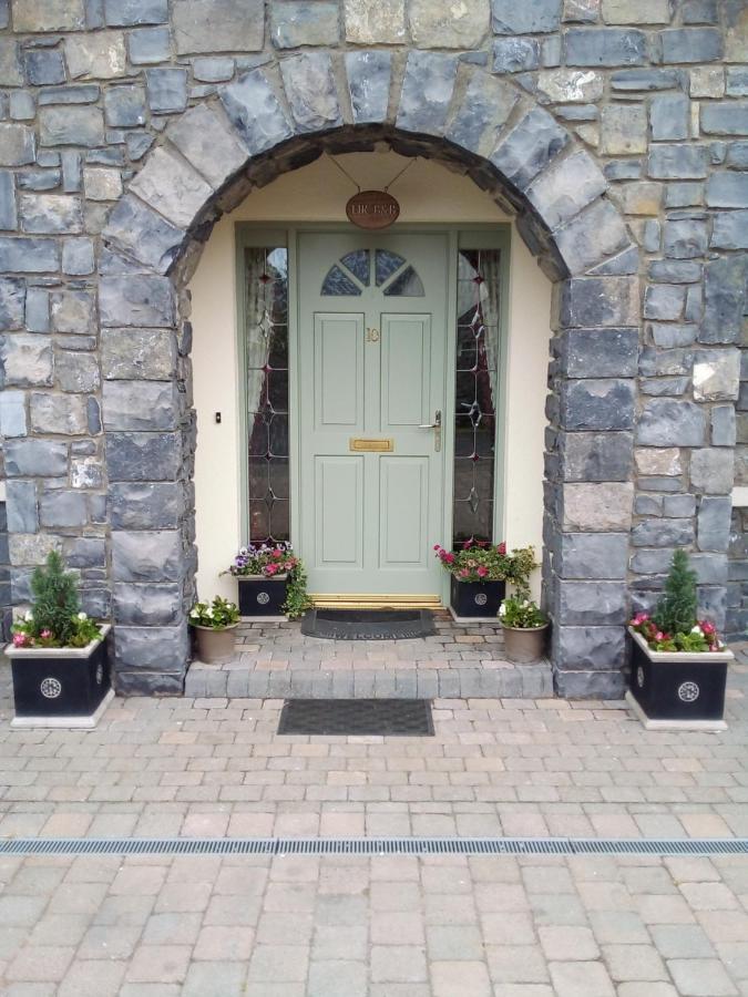 Lir B&B Multyfarnham 외부 사진