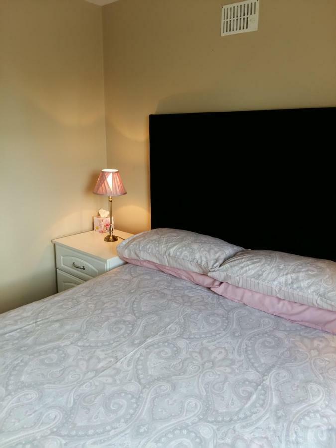 Lir B&B Multyfarnham 외부 사진