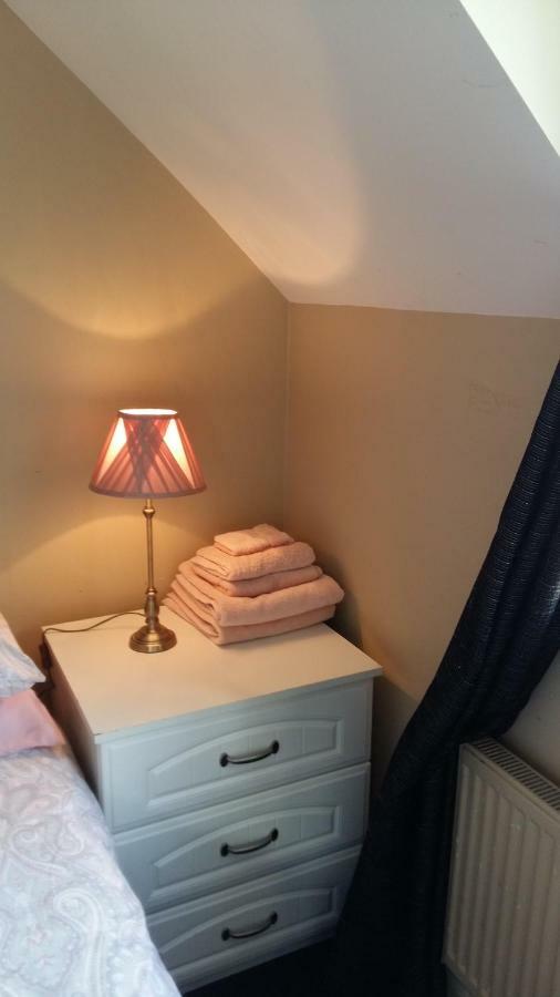 Lir B&B Multyfarnham 외부 사진